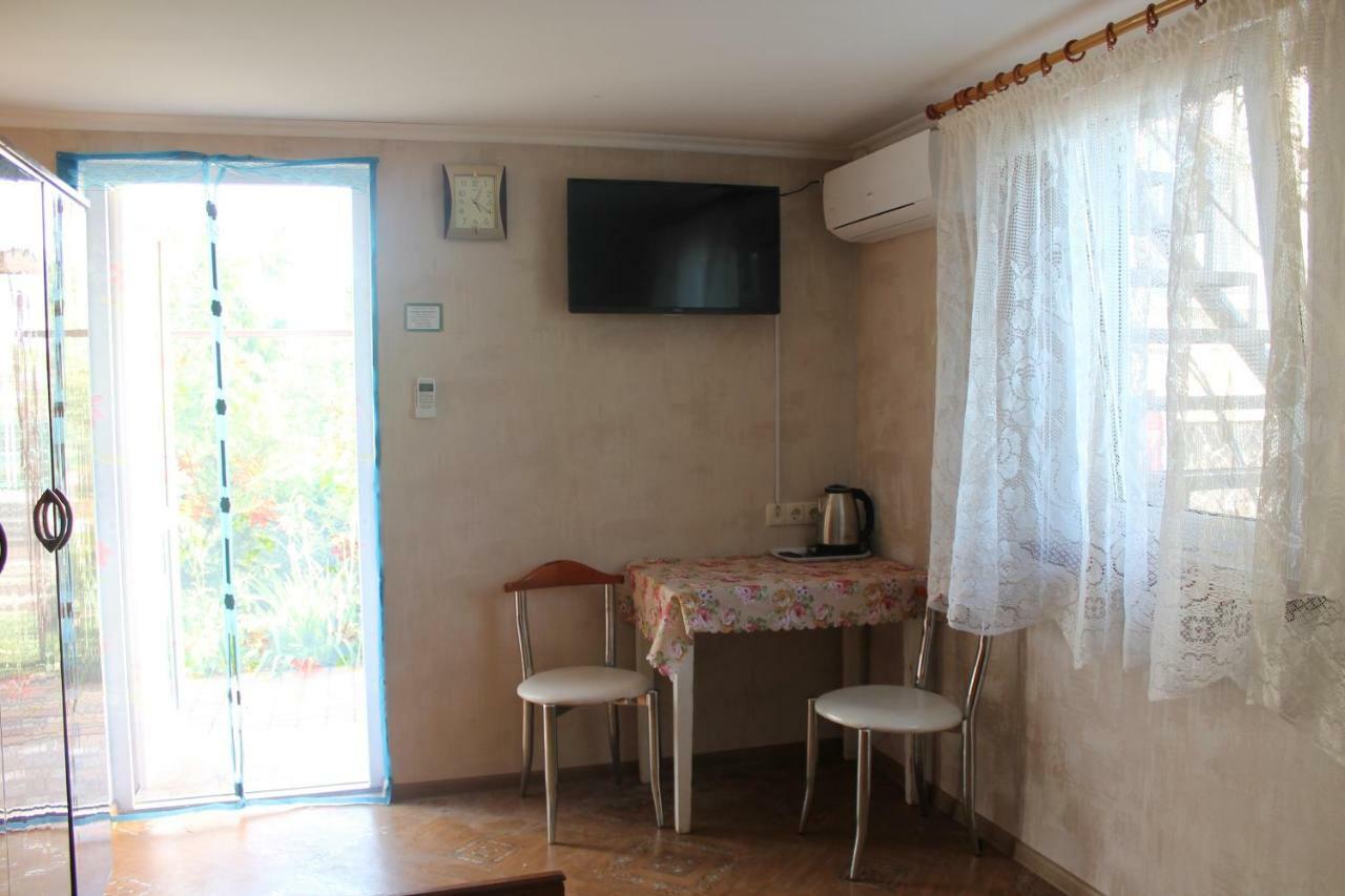 Sea house Guest House Sanzhiyka Exterior photo